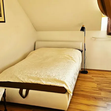 Jarina Aranyhid Balatonalmádi